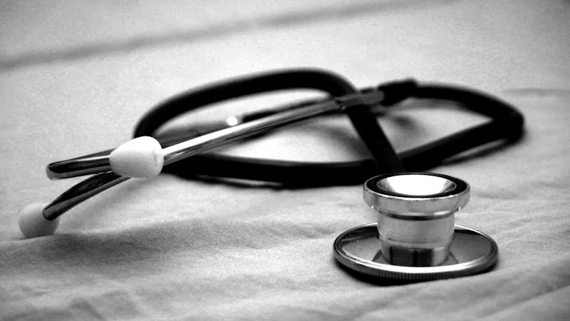 Almanya’da Sağlık Sigortası: İltica Sürecinde Tedavi ve Doktor Hakkı — Almanya / AB | İltica Rehberi